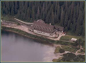 Schronisko nad Popradzkim Stawem